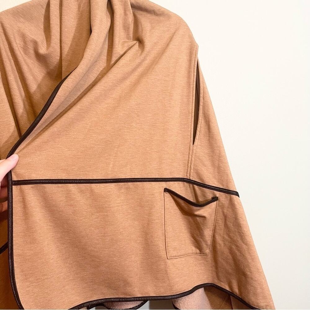 Chico's Womens Stretch Contrast Edging Ann Marie Ruana Wrap Brown One Size‎ - Picture 3 of 13